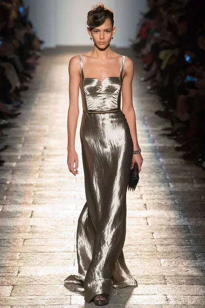Look 66